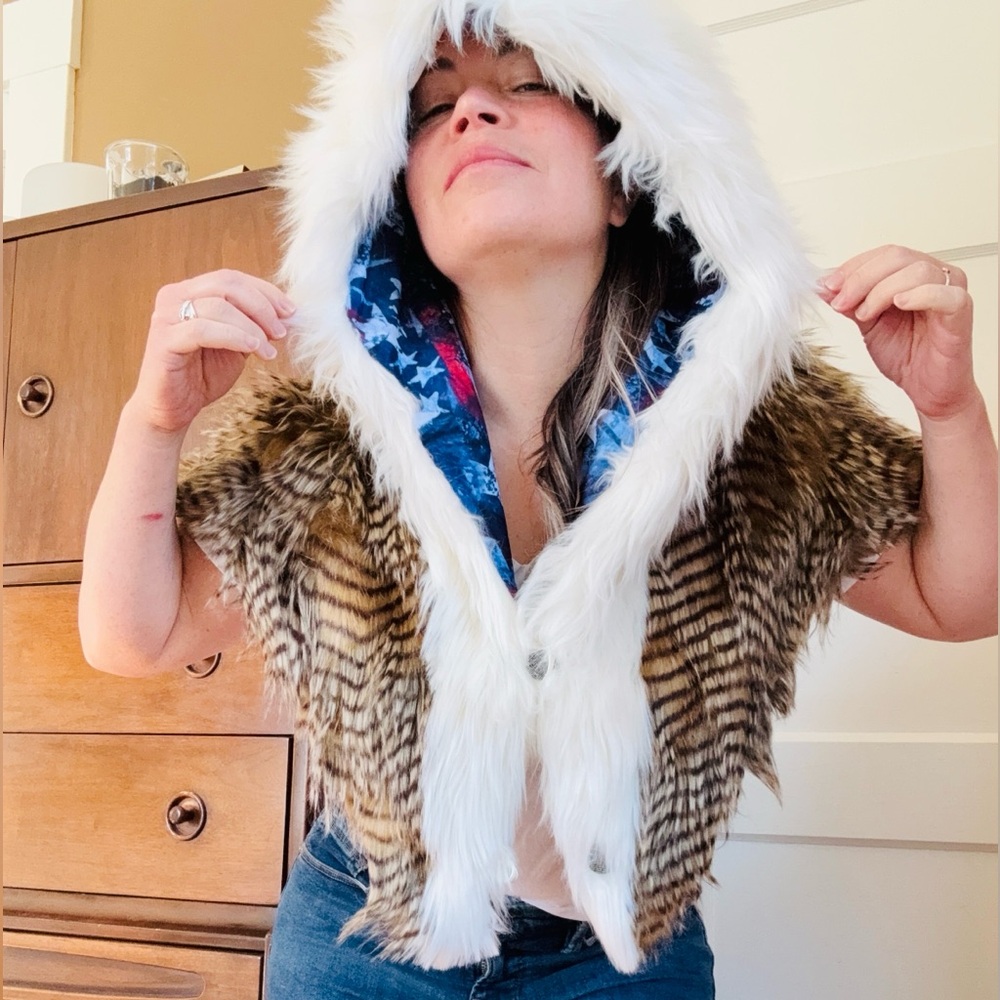 Bald Eagle Hooded Cape Spirit Hoods Faux Fur Collectible Limited Edition